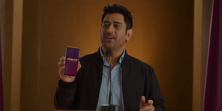 a screenshot of Dhoni's ad for Winzo. 